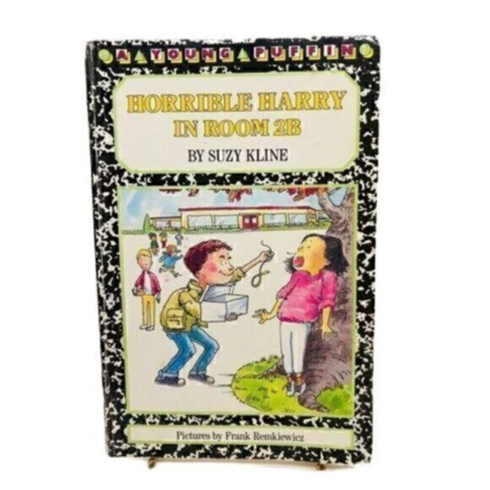 Vintage 1988 Horrible Harry in Room 2B, Children's Paperback Book By Suzy Kline​